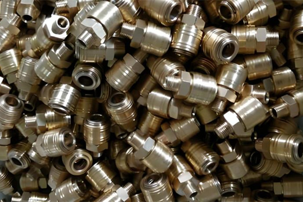 銅制過渡接頭的結(jié)構(gòu)、作用及連接方式 圖2