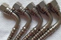 不銹鋼過(guò)渡接頭怎么避免結(jié)垢？掌握這幾個(gè)竅門！