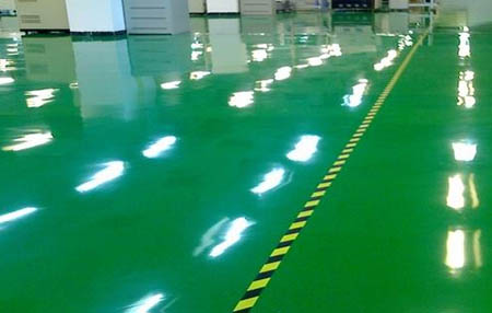 環(huán)氧自流平地坪施工如何判斷施工質(zhì)量的好壞？